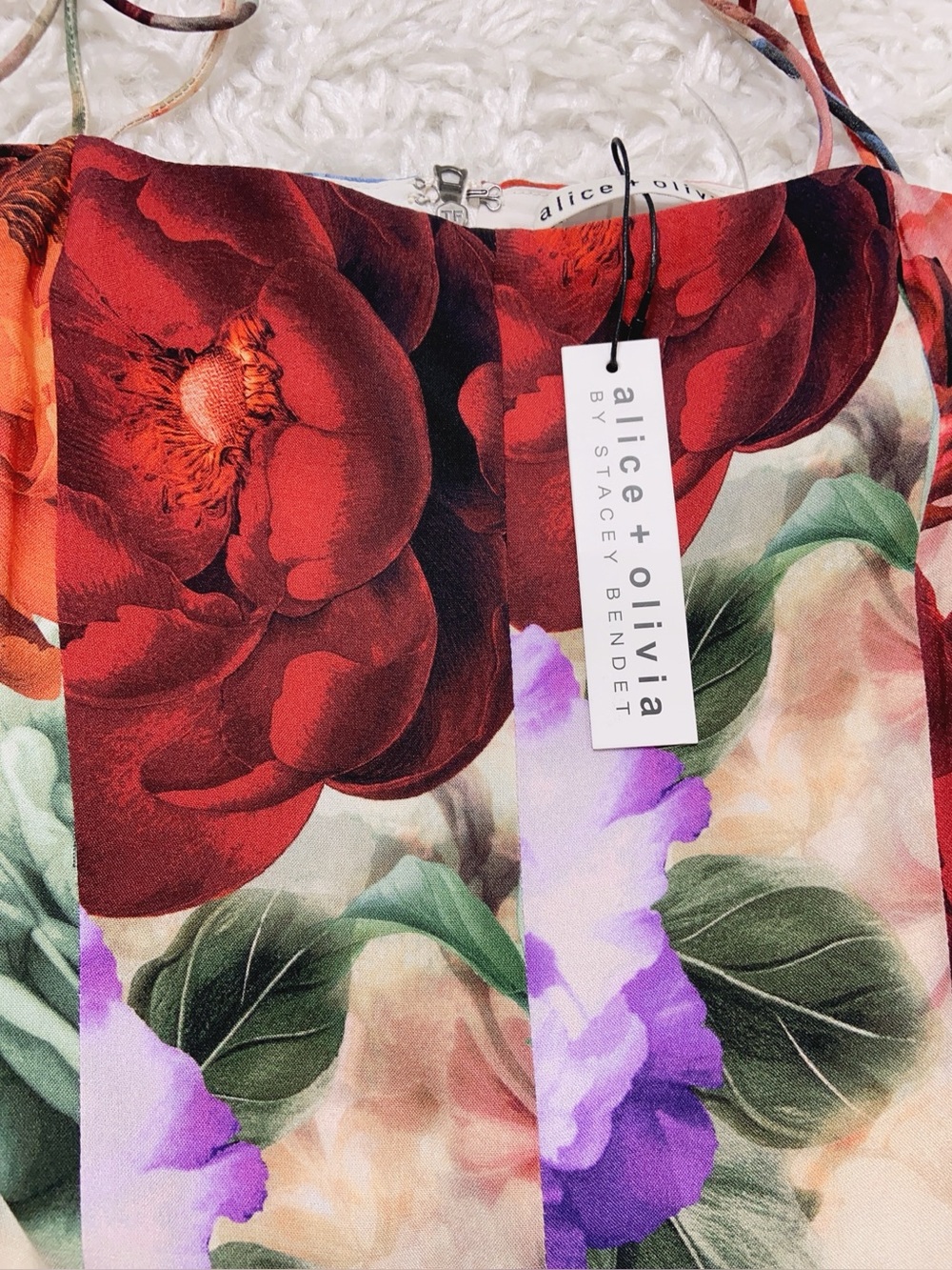 NWT $595 Alice + Olivia Jeanette Pleated Floral-Print Crepe De Chine Midi Dress - Picture 10 of 12
